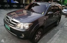 Toyota Fortuner 2005 FOR SALE