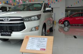 Toyota Innova 2018 Gasoline Automatic White