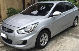 Hyundai Accent 2012 Automatic Gasoline P350,000