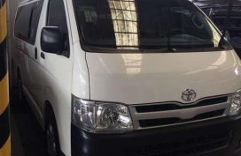 2013 Toyota Hi ace Commuter FOR SALE