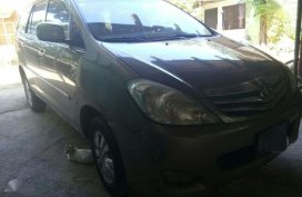 Toyota Innova 2011 V AT Diesel FOR SALE