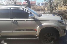 Toyota Fortuner 4x2 G 2015 Manual Diesel TRD design