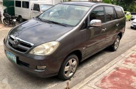 Toyota Innova G 2005  FOR SALE