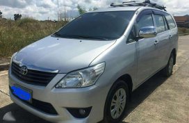Toyota Innova j 2013 aquired gas 550k. Rush