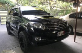 Toyota Fortuner V 2015 Black For Sale 