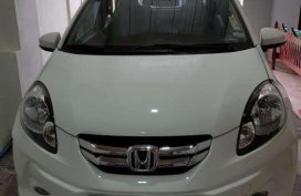 2016 Honda Brio Amaze AT 13V Navi Top of the line