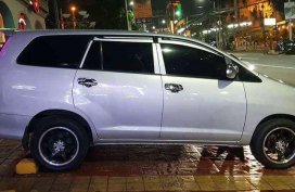 SELLING 2013 TOYOTA Innova 2013