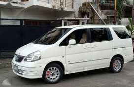 Nissan Serena local matic gas 2004
