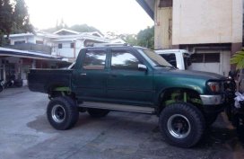 Toyota Hilux 4x4 for sale 
