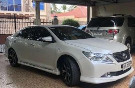 Toyota Camry 2.5V 2014 FOR SALE