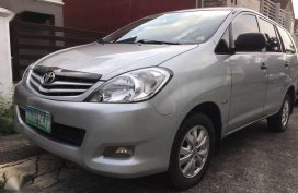 Toyota Innova J Diesel Manual 2012 for sale 