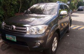 Toyota Fortuner 2011 FOR SALE