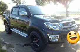 RUSH SALE TOYOTA HILUX 2011