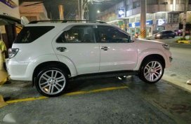 Toyota Fortuner 2013 mofel 4x2 diesel FOR SALE