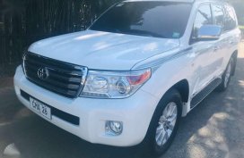 Toyota Landcruiser V8 AT 4x4 local 2011 FOR SALE