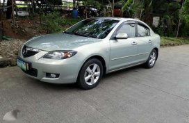 2012 Mazda3 16 automatic