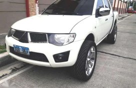 2012 Mitsubishi Strada GLX- V for sale 