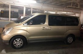 2009 Hyundai Starex 2.5L Gold CRDI Automatic for sale