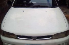 Mitsubishi Lancer egg type 1995