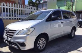 2015 Toyota Innova E dsl 695k