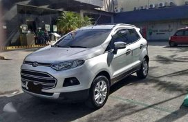 Selling Ford Ecosport 2015