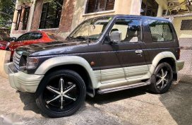 2000 MITSUBISHI Pajero 3 door automatic and Fieldmaster FM manual 4x4 BUNDLE