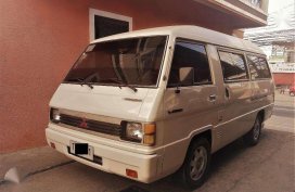99 Mitusubishi L300 versavan Diesel FOR SALE