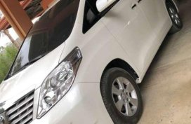 Toyota Alphard 2011 pearl white V6 ​top of the line