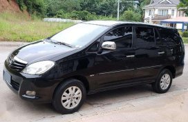 Toyota Innova G 2010 MT FOR SALE
