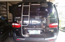 Buy 1 2000 Hyundai Starex get 1 Corolla free