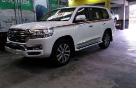 2018 Brand New Toyota Land Cruiser LC200 VX Limited