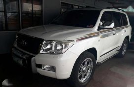 SELLING Toyota Land Cruiser gxr 2010