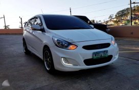Hyundai Accent 2013 Automatic trans with +/- Top of the line