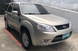 2010 FORD Escape automatic FOR SALE