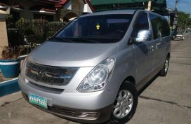 HYUNDAI Grand Starex 2008 model (9-10 seaters)