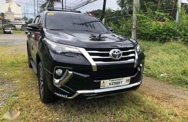 Toyota Fortuner V 4*2 2017 Complete documents