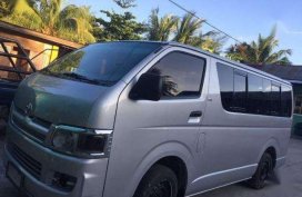 SELLING Toyota Hiace Commuter 2007