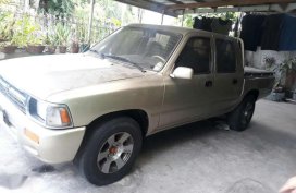Toyora Hilux 1997 FOR SALE