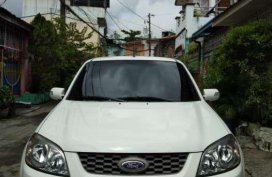 FORD ESCAPE XLT 2012 365k negotiable pa!