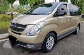 Selling this 2008 Hyundai Starex White for only 750K