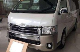 TOYOTA HIACE GL GRANDIA DIESEL M/T 2018 EURO 4