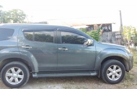 Isuzu MUX 2016 Automatic for sale