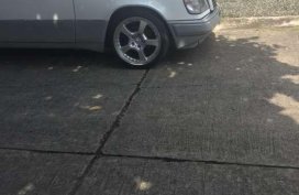 Well-kept Mercedes benz 1990 for sale