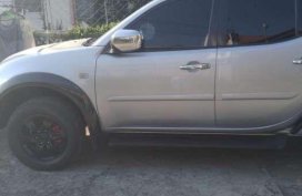 Mitsubishi strada 2009 for sale