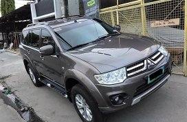Selling Mitsubishi MONTERO GLX 2014