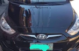 Hyundai Accent 2012 MT gas rush sale