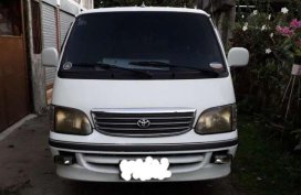 Toyota HIACE Commuter 2.4 diesel FOR SALE