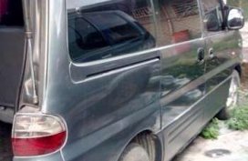 Rush sale HYUNDAI STAREX 2004 matic diesel Well maintained