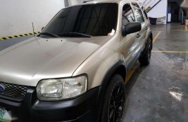 Ford Escape 2005 FOR SALE