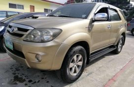 For Sale: TOYOTA FORTUNER V 2005